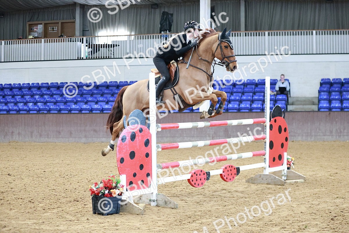 SBM_001067 - Class 5 - Senior Foxhunter - 1.20m