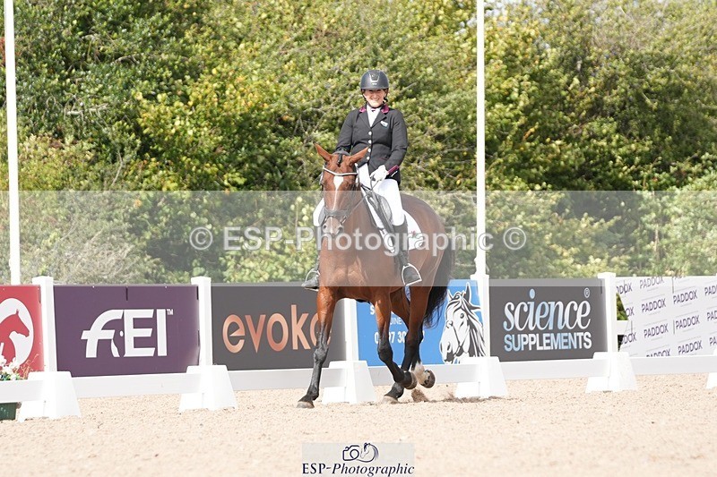 250906-133247-03324 - 111-Kerry.BevanKardashian