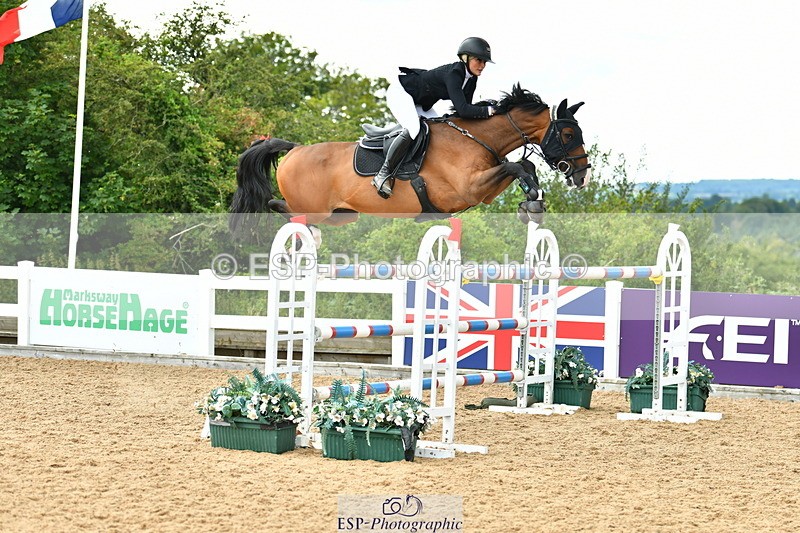 230721A-142402-06893 - Cls 22, 1 Star Gold 1.30m