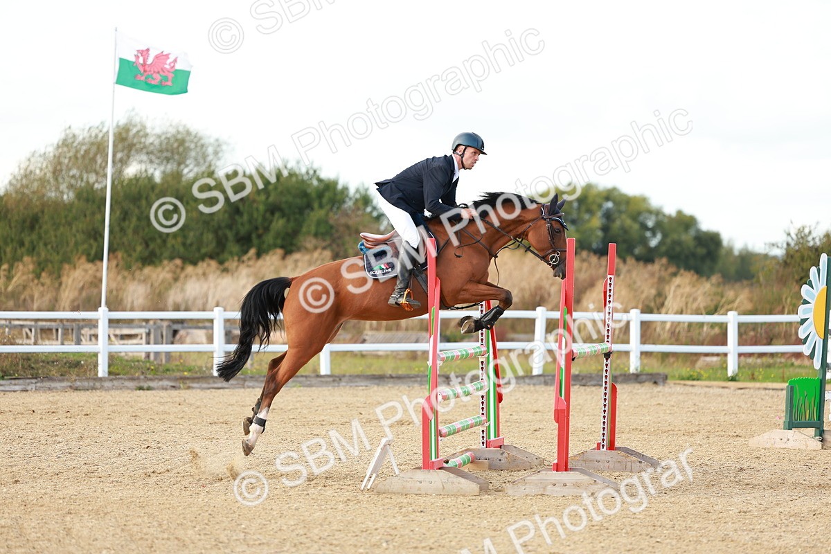 SBM_002093 - Class 5 - Senior Foxhunter - 1.20m
