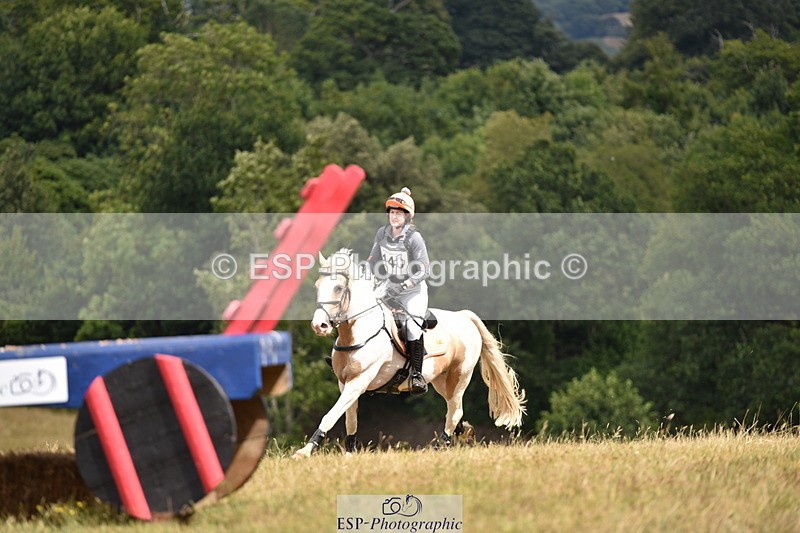 250802A-135908-04639 - C-140-Clare.Pascoe-MR.QUINN