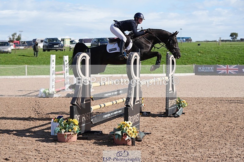 250913-103754-06203 - Cls 14 Snr Newcomers