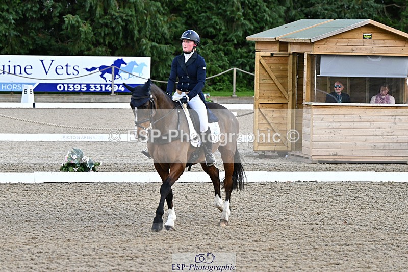 241023-151908-00515 - 109-Amber.Williams-THE.EMERALD.LILY