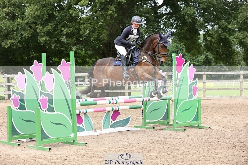 240803-133129-05579 - 170-Lolly_Meyer-LACKAGHMORE_VANDANGO