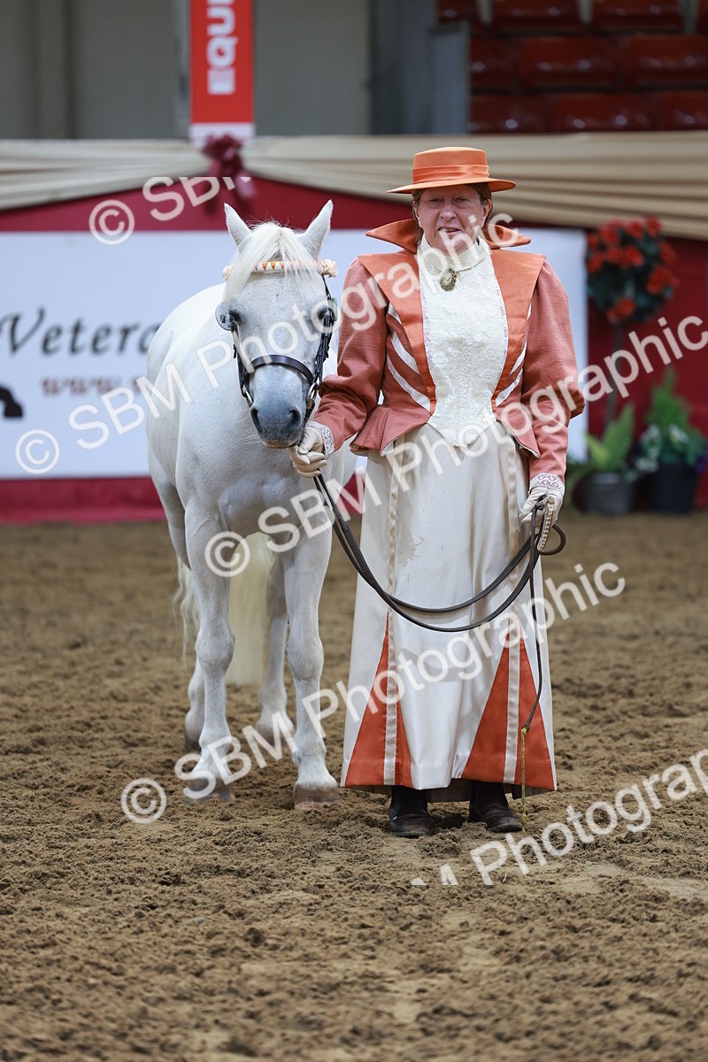 SBM_12113 - Class 103 - IH Costume