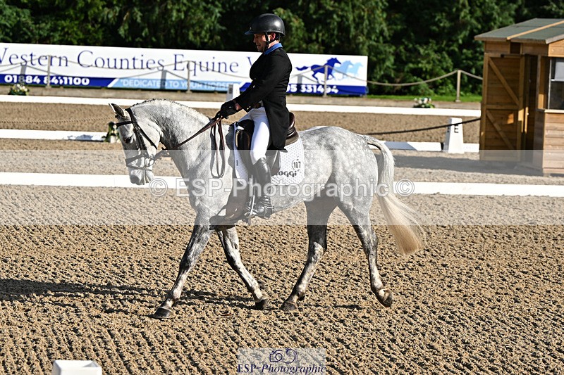 241023-150313-00465 - 107-Simon.Grieve-BEST.ESCAPADE