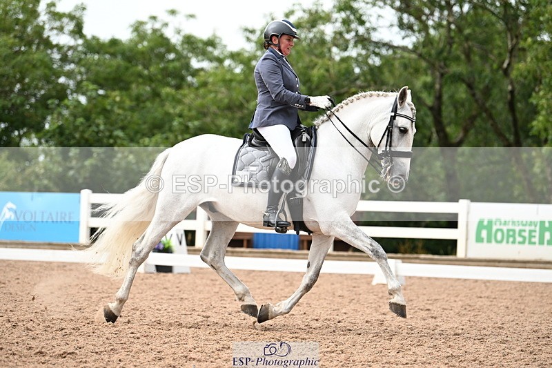 240815A-145248-02111 - 105-PAULA.LEE-Deseado.Santo