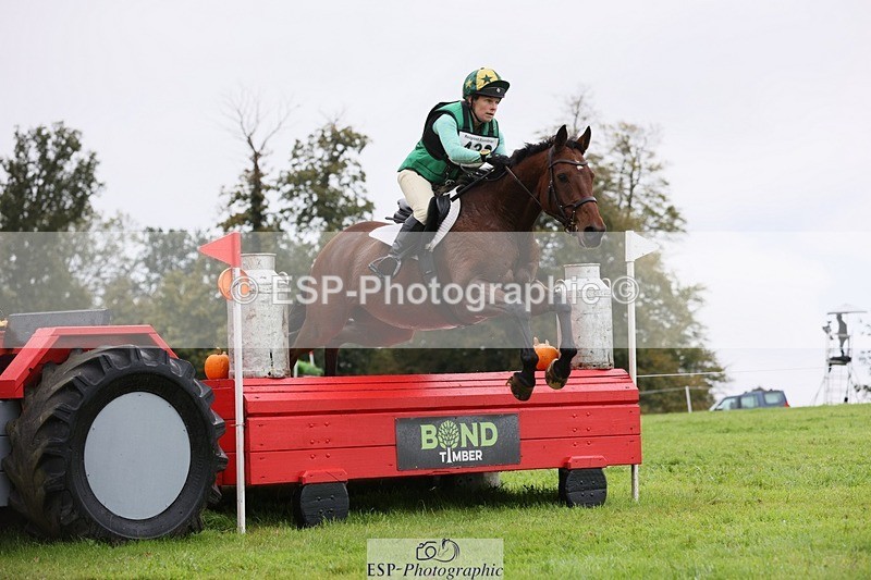 231021-123230-16696 - 433-WILLIAM-Laura.Sharpe-SC+XC