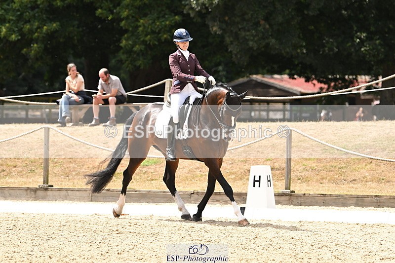 250808A-154546-01574 - 134-Lucy.AmyPretty.Karla