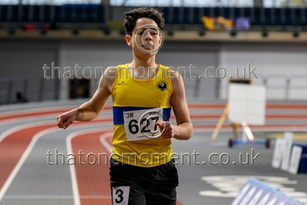 AgeInd25SAT-911539 - Track Male