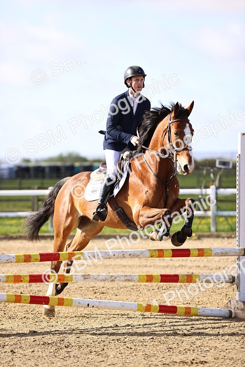 SBM_002925 - Class 14 - Clear Round