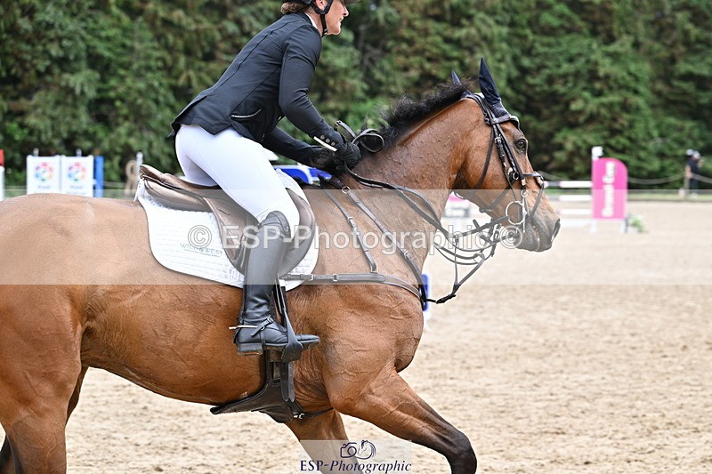 250524A-141825-12400 - D-476-Caroline.Powell-TIK.TOK