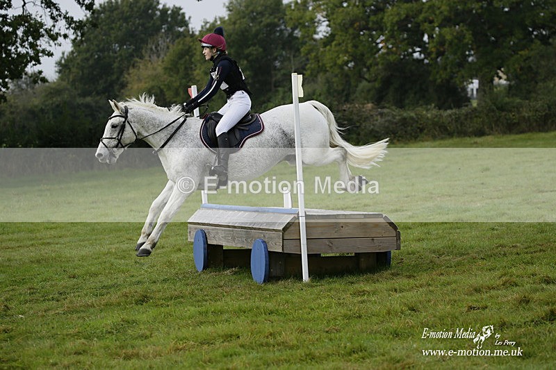  WWHT 171021 0855 - Open Novice (0.80m)  17/10/21