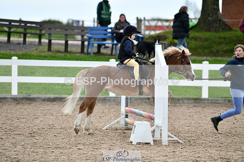 241013B-103142-00392 - Cls 2c 40cm Lead Rein