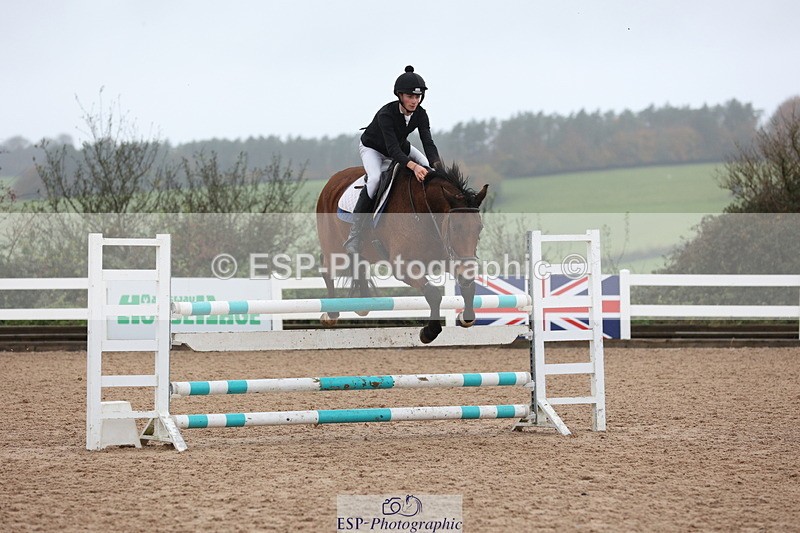 231112A-124751-04192 - Cls 19 Snr 1.05m Open