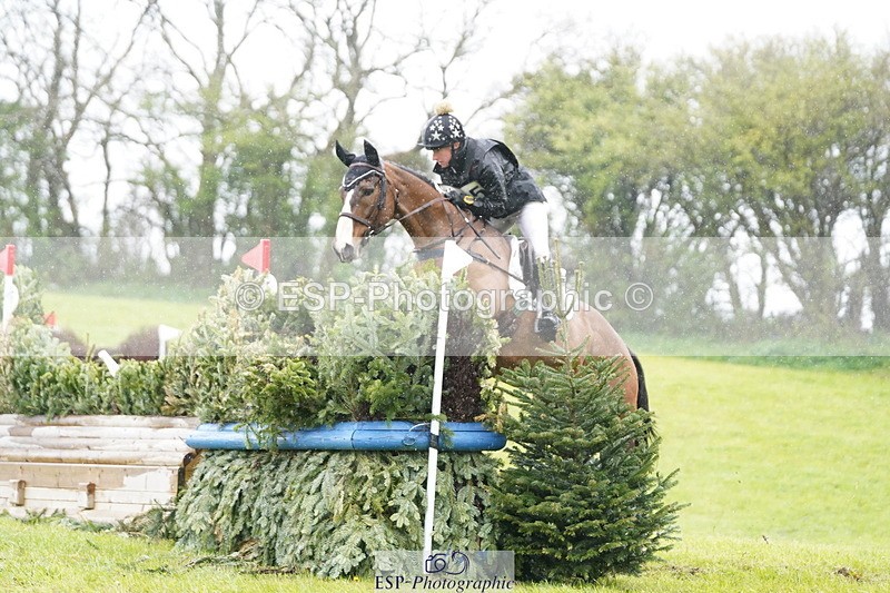 250418-140312-05173 - 215-Emily.Illing-ALMOQATEL