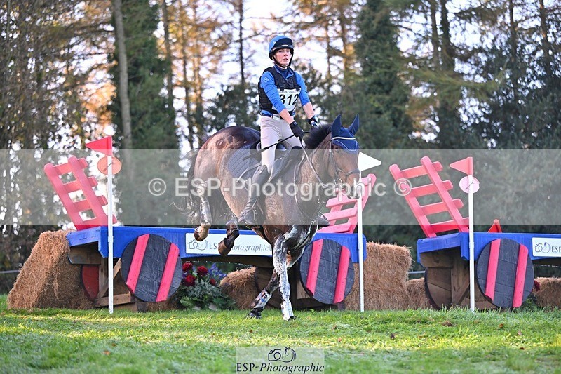 241026-095835-11082 - 312-Charlotte.Bradbury-KENSINGTON.EMPIRE