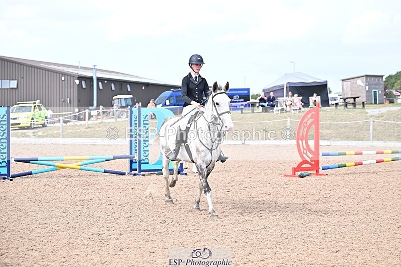 250826-153301-00136 - Clear Round and 60cm