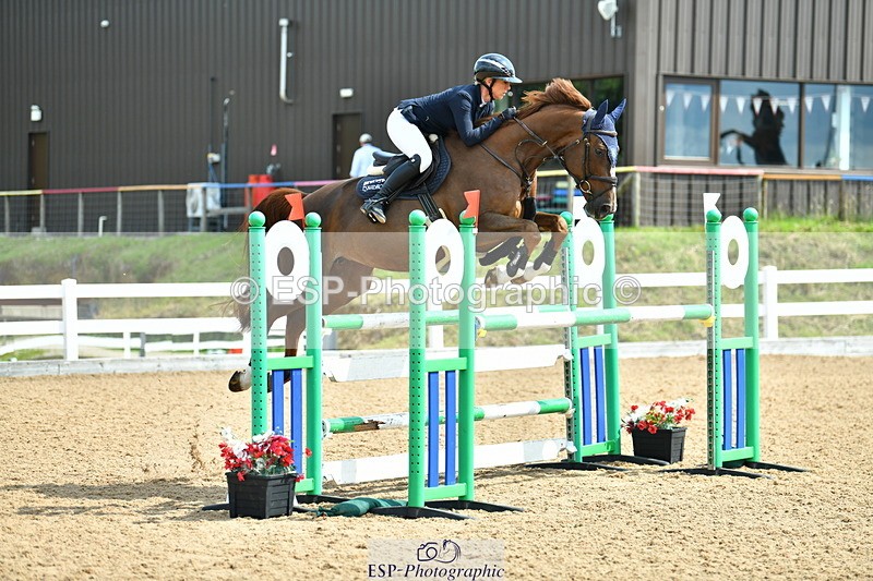 230721A-105320-05323 - Cls 30, 6 Yr Olds 1.20m