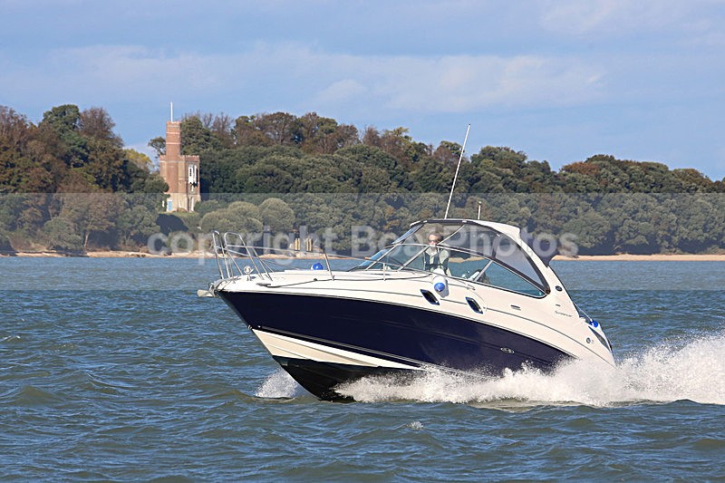 141025 UNNAMED SEARAY SUNDANCER WT7A9483 - Motorboats - Open