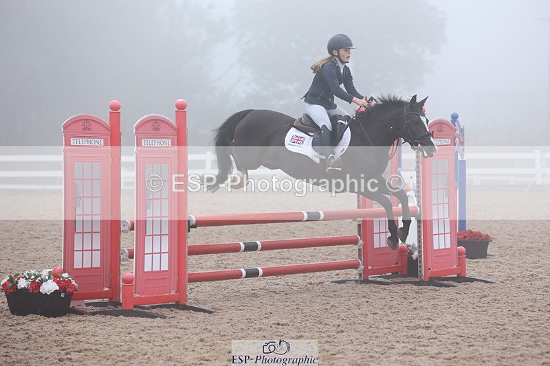 240630A-080826-11100 - Cls 30 British Novice and 80cm Open