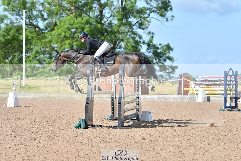 240609A-090116-03197 - Cls 15 Snr British Novice and 90cm Open