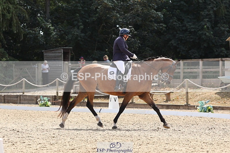 250809A-152724-04580 - 156-Emily.FarleighY.Not.Hugo