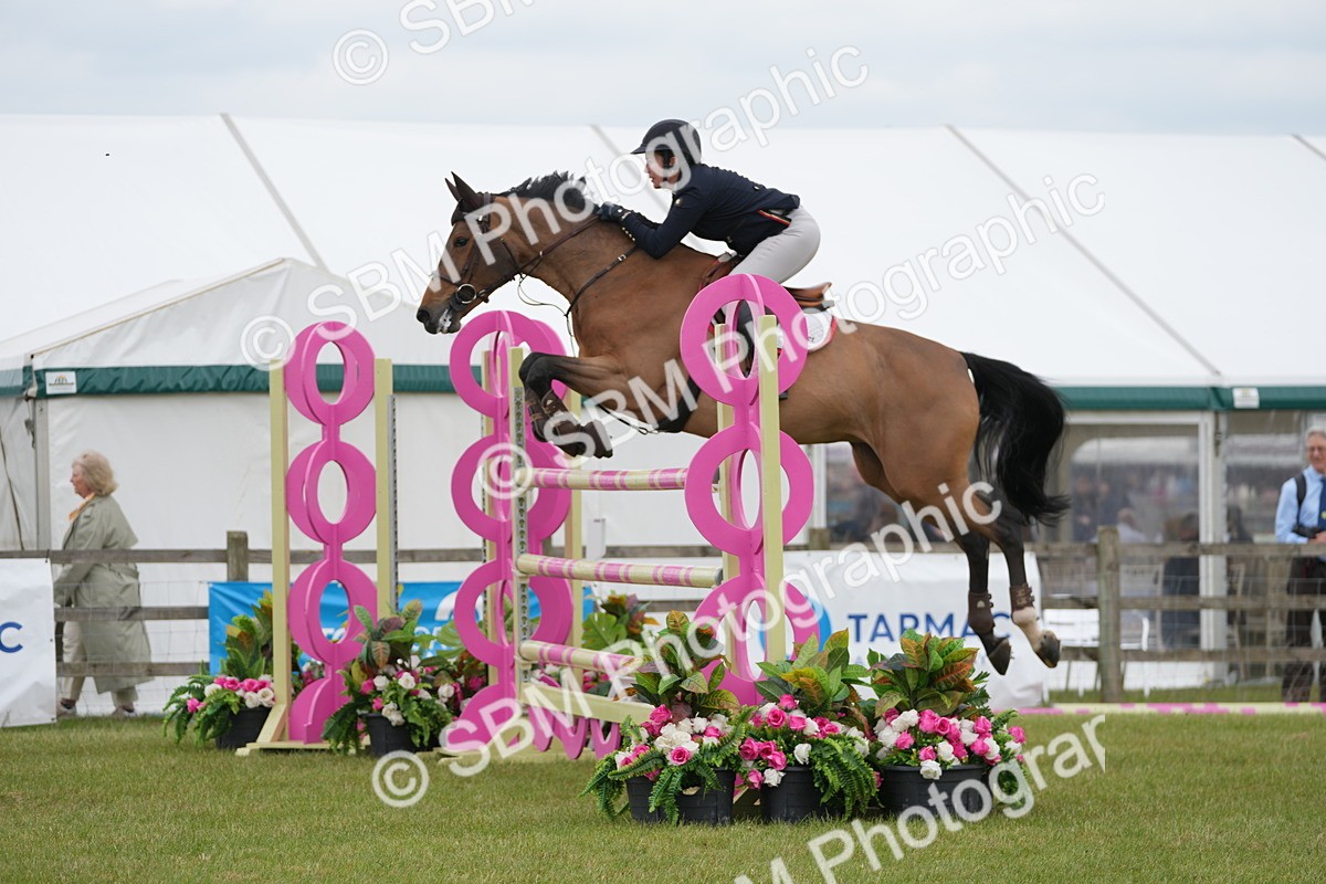 SBM_06451 - Class 202 - National 1.40m Open