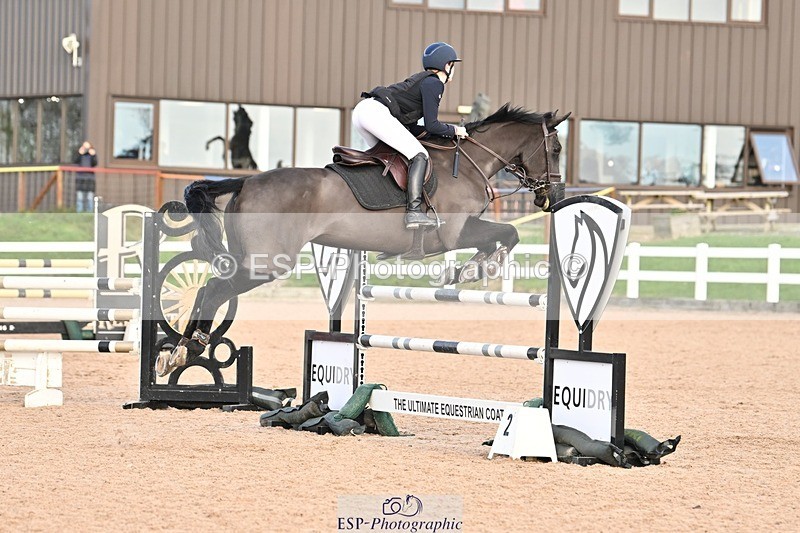 241208-133457-01808 - Cls 21 Newcomers and 1.10m Open