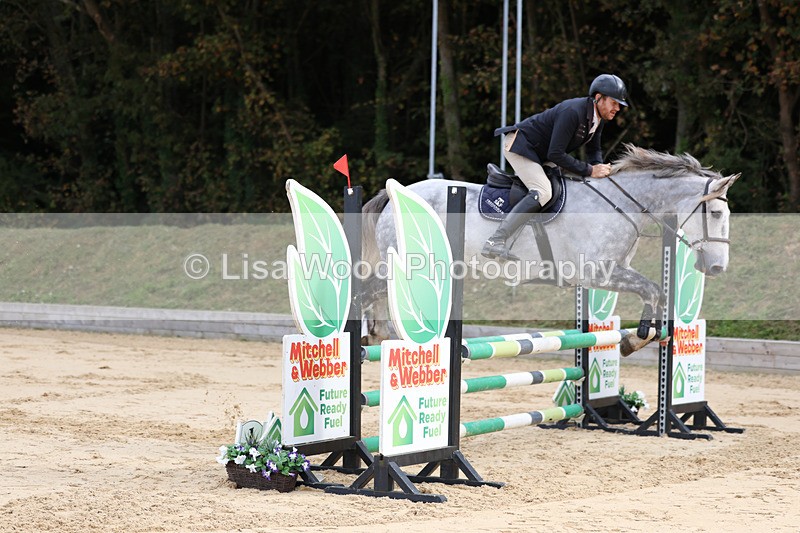 3E7A2177 - Class 4: Senior British Novice/90cm open
