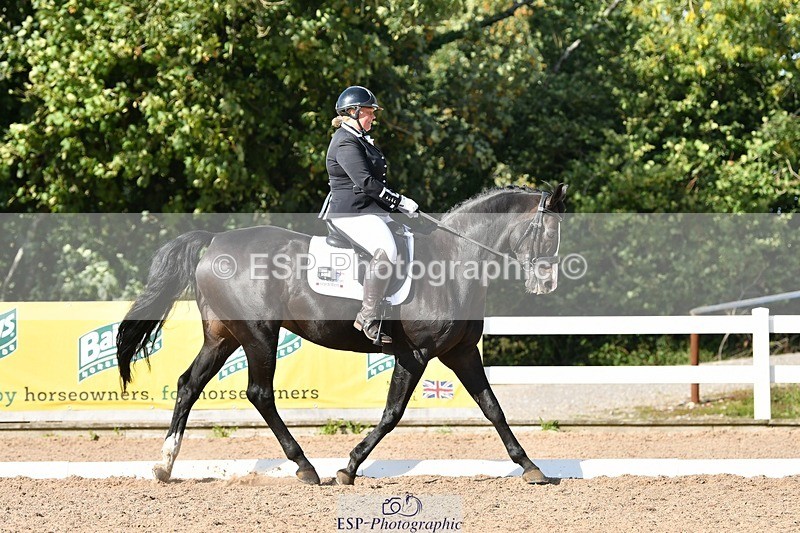 250906-155823-04521 - 057-Joanna.JohnsRockoko