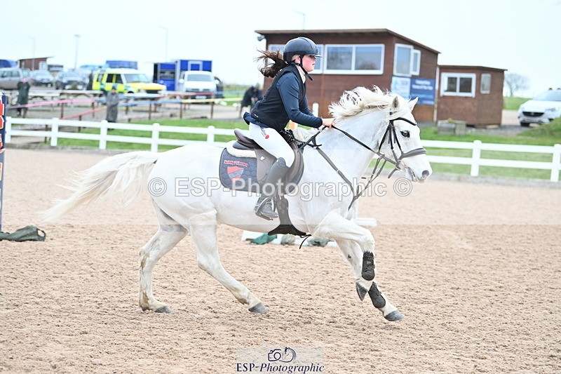 240128A-120510-00767 - Cls 4 Pony Newcomers and 1m Open