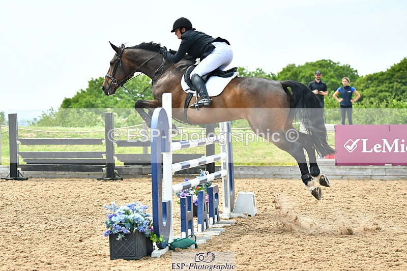 230609A-135904-01284 - Cls 4 1.20m Open