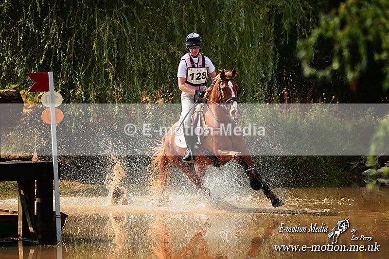 BEXC 220825 846b - Equestrian