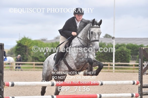 BPP_7136 - CLASS 4 Senior Newcomers/ 1.10m Open