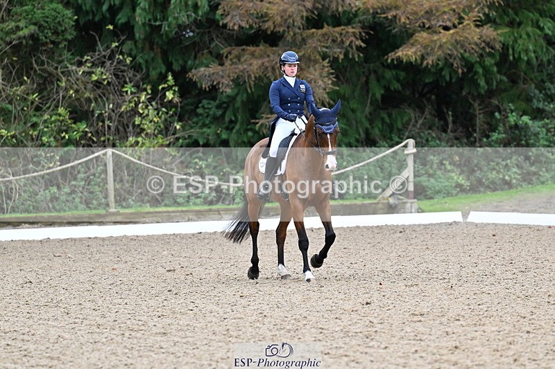 251022A-143350-00320 - B-104-Millie.Juleff