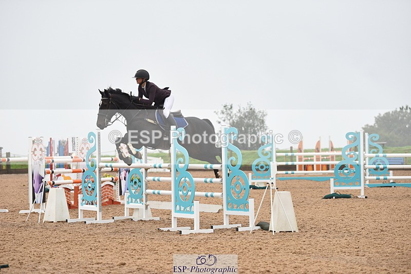 230916A-102152-03783 - Cls 14 Snr Foxhunter