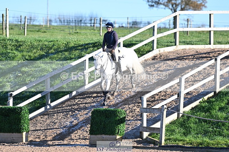 231125A-104841-00174 - 70cm