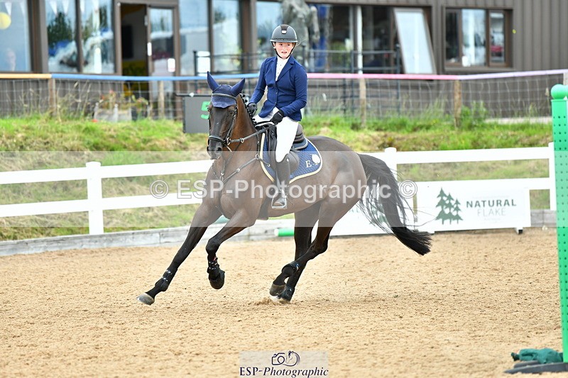 230721A-143607-06995 - Cls 22, 1 Star Gold 1.30m