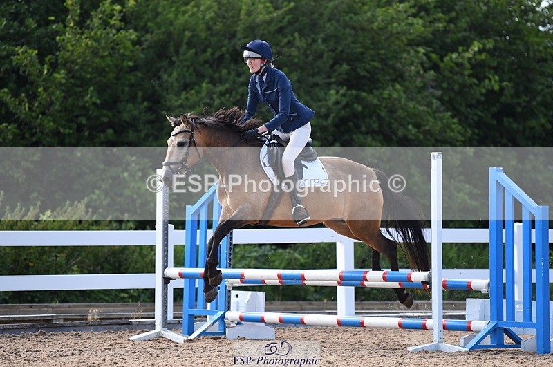 230718A-172056-00279 - 70cm