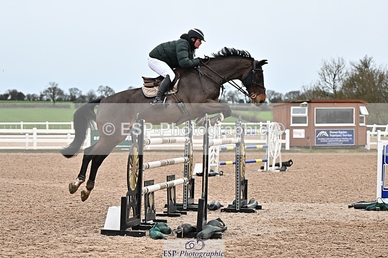 250129-135945-00515 - Cls 06 Foxhunter & 1.20m Open