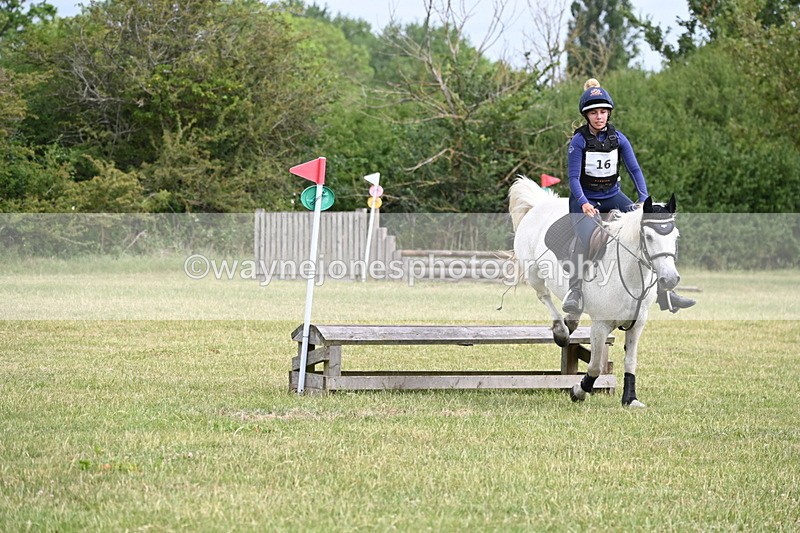 WJ6_6433 - 60cm XC Time 10:17 to 10:49