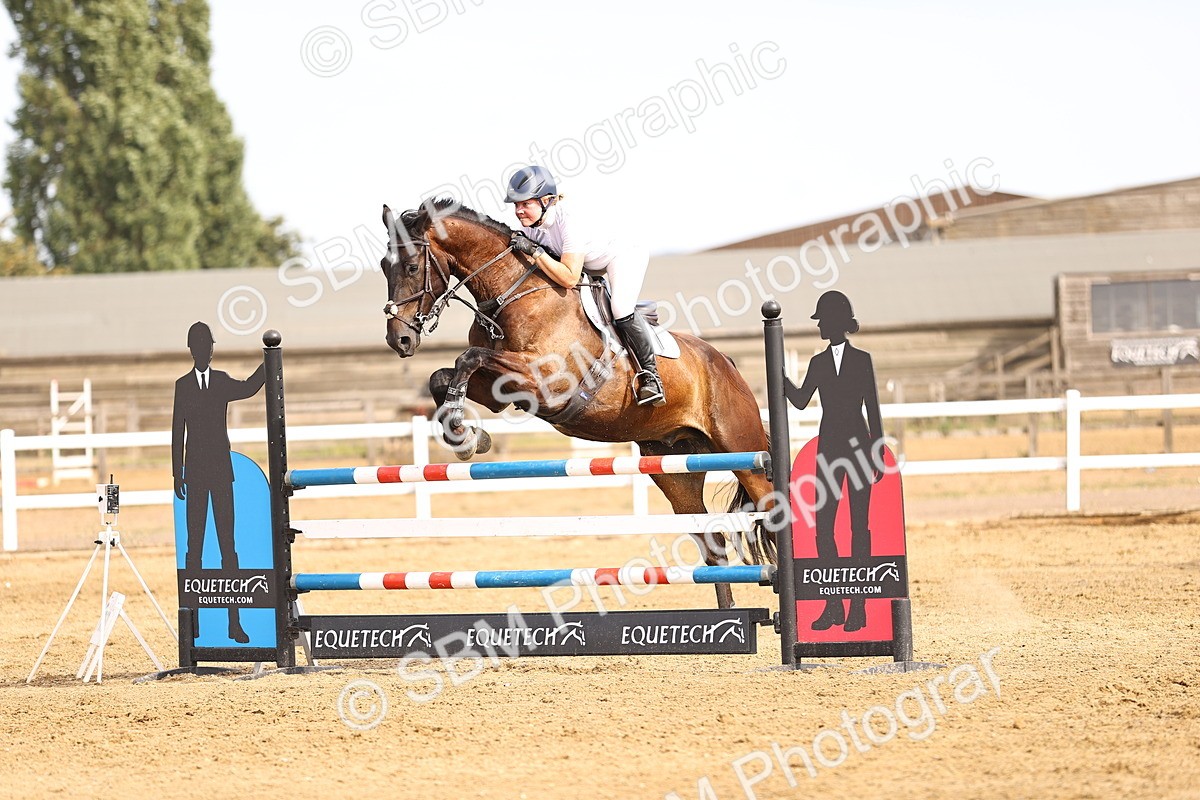 SBM_001722 - Class 6 - Senior Newcomers 1.10m