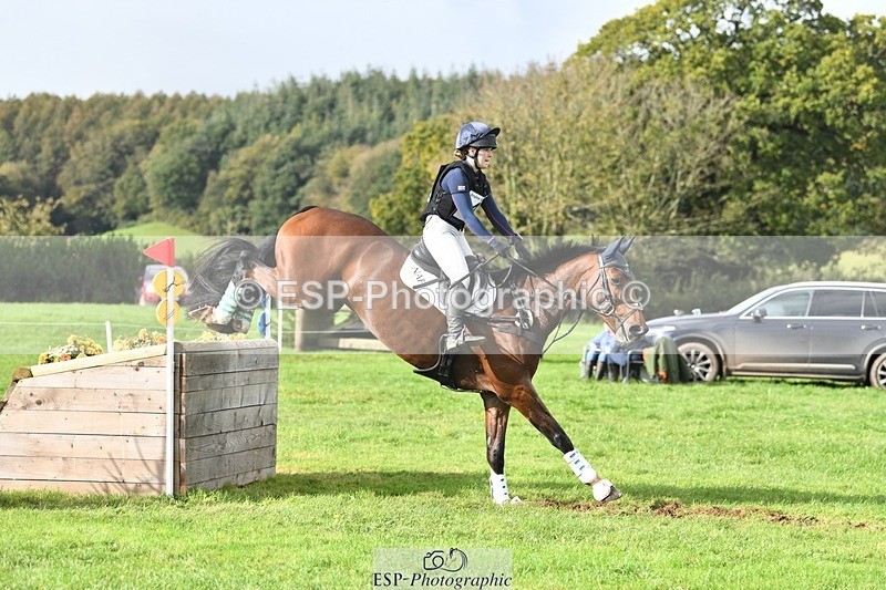 231020-120613-08494 - 040-DODINGTON-Sophie.Wildern-XC