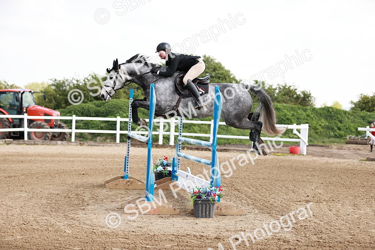  - Class 24 - Senior Newcomers - 1.10m