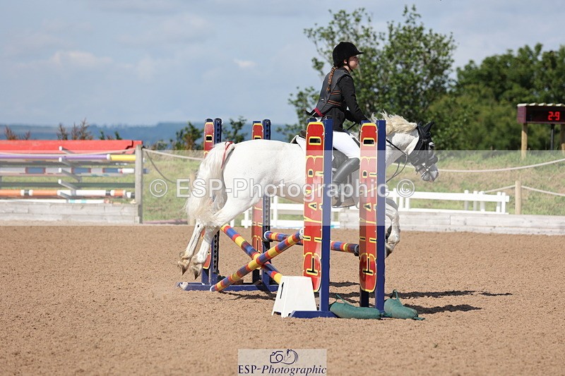 240714A-095247-01615 - Cls 3 A&B Pony BN & 80cm Open