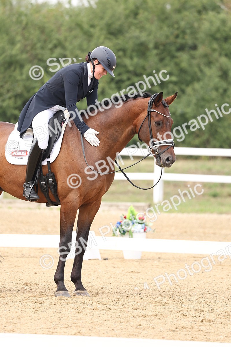 SBM_007490 - Class 9 - FEI INT I - 14.57-15.45