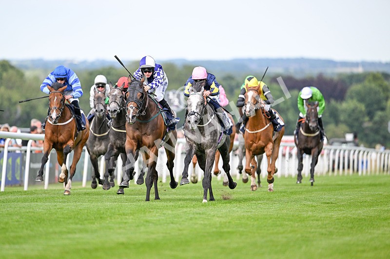 220724-Race 3-Gressington-2724 - Race 3