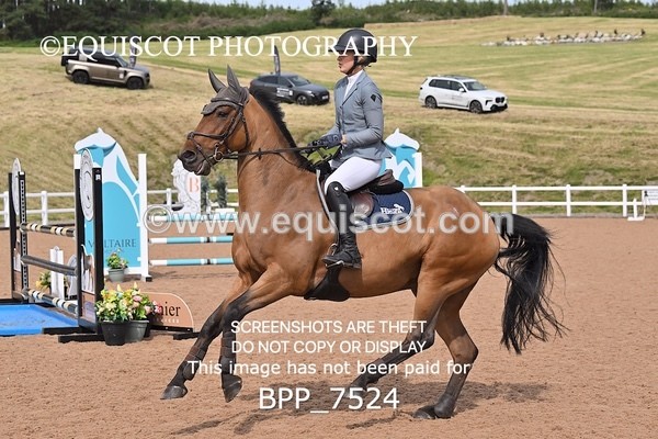 BPP_7524 - CLASS 15 FRI Senior 1.05m Open