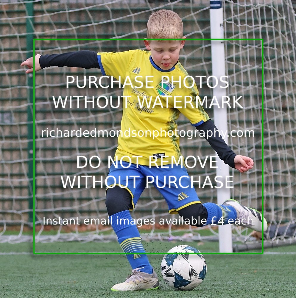 533A9118 - Kendal United